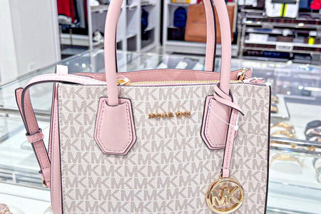 Michael Kors Mercer Messenger Medium Crossbody Bag Vanilla Powder Blush